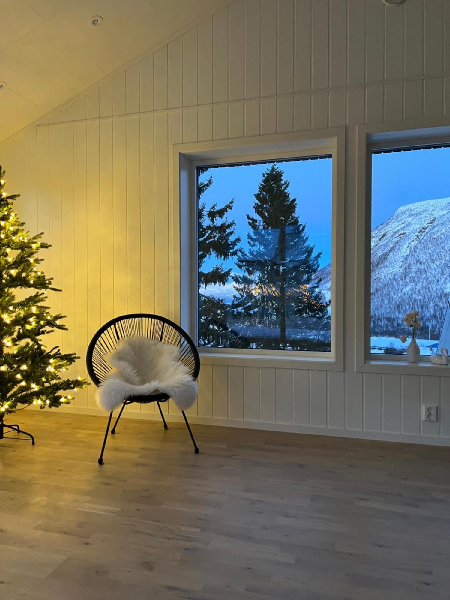 Tromso Arctic Villa With Free Parking Екстер'єр фото