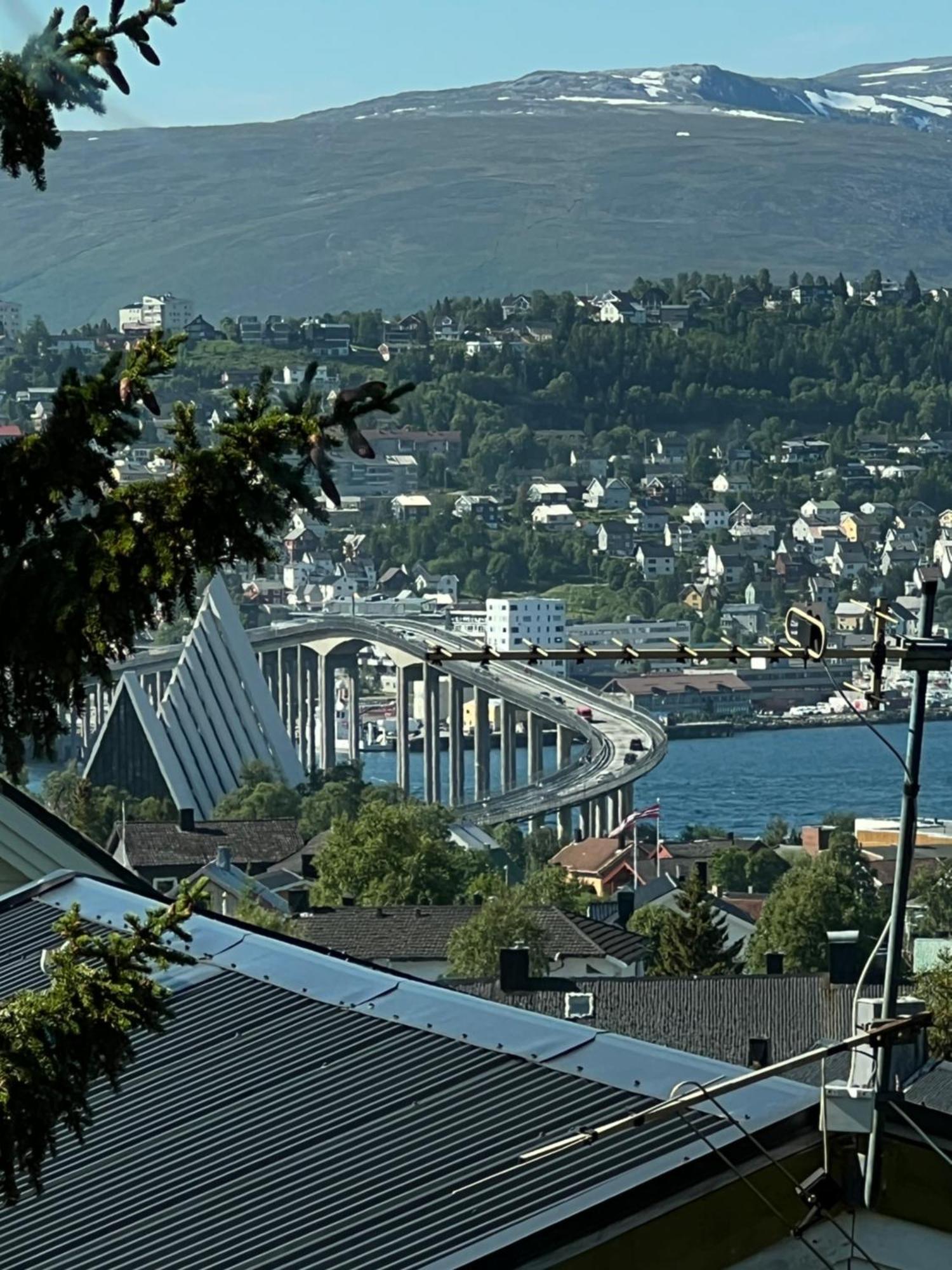 Tromso Arctic Villa With Free Parking Екстер'єр фото